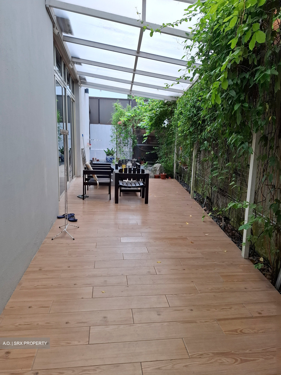 Mimosa Drive (D28), Terrace #436998291